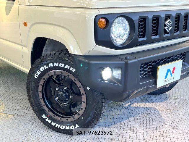 Suzuki JIMNY 2019-01 8562261-11