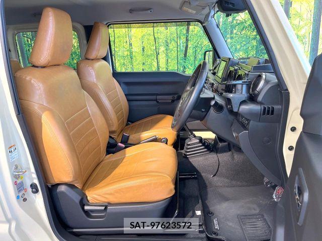 Suzuki JIMNY 2019-01 8562261-7