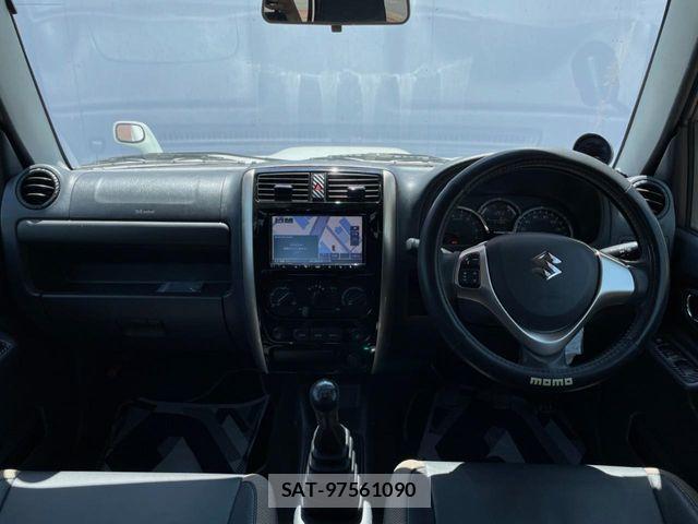 Suzuki JIMNY 2017-02 8562271-1