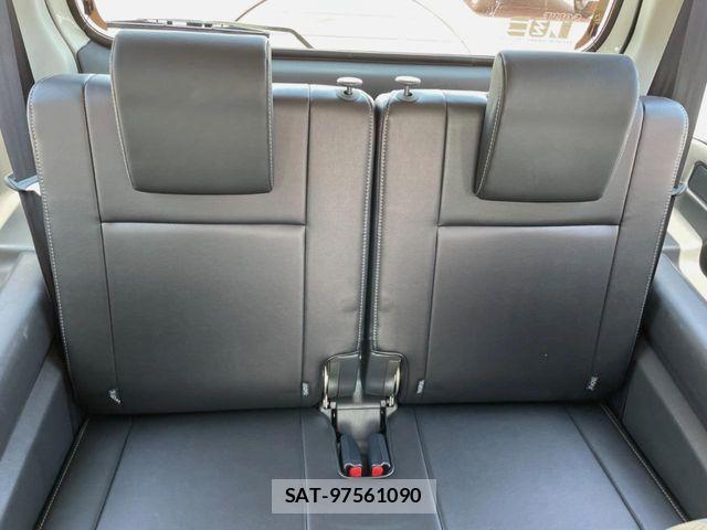 Suzuki JIMNY 2017-02 8562271-8