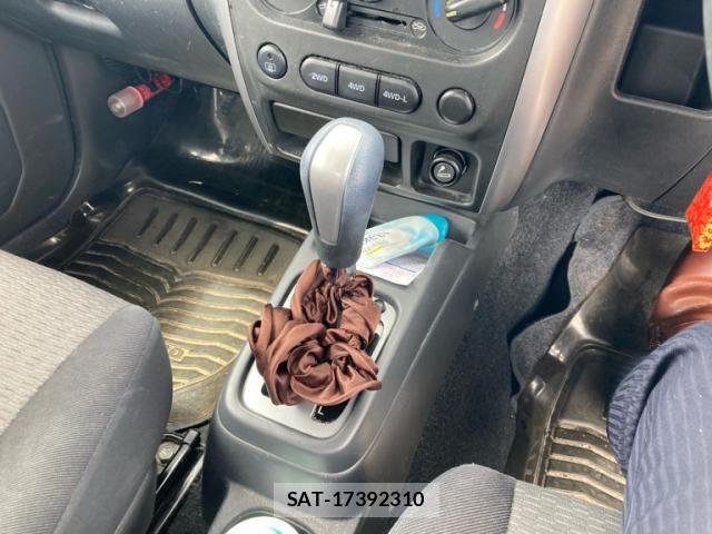Suzuki JIMNY 2007-01 8627283-16