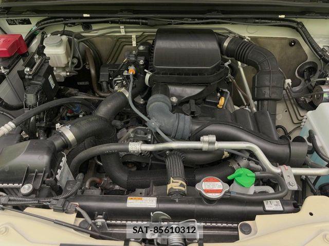 Suzuki JIMNY 2023-09 8627250-17