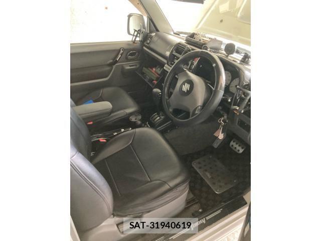 Suzuki JIMNY 2000-01 8627282-18