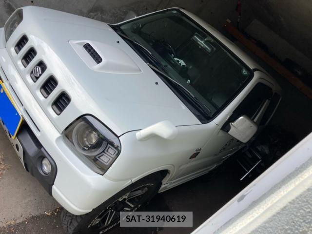 Suzuki JIMNY 2000-01 8627282-3