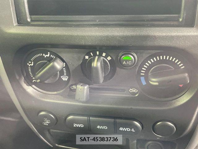 Suzuki JIMNY 2017-08 8627270-6