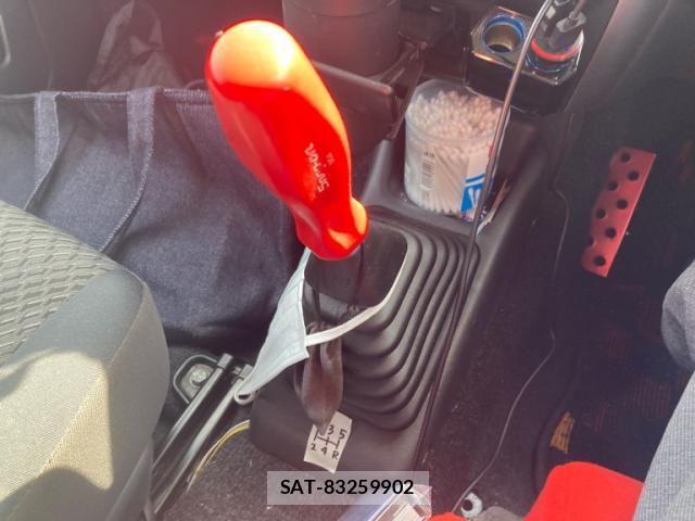 Suzuki JIMNY 2018-03 8627274-20