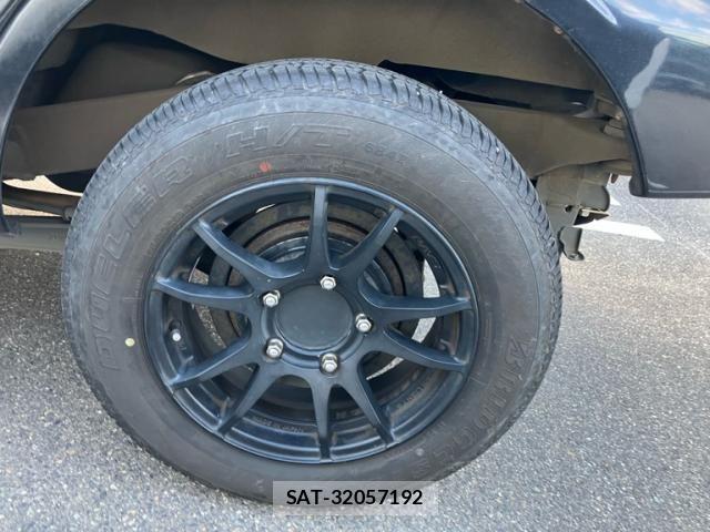 Suzuki JIMNY 2014-02 8627276-4
