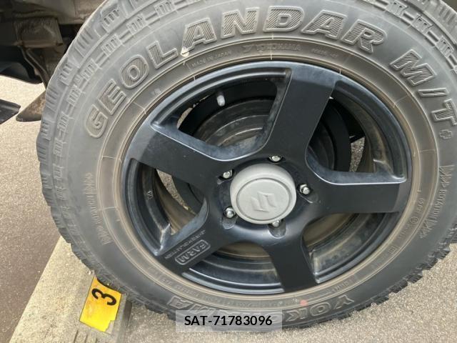 Suzuki JIMNY 2012-10 8627273-9