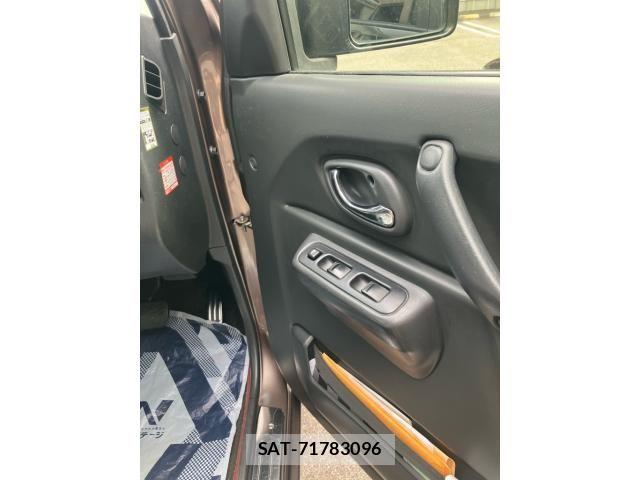 Suzuki JIMNY 2012-10 8627273-16
