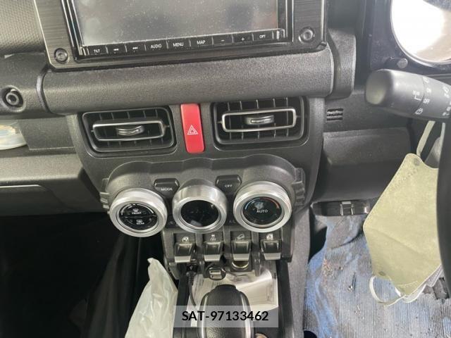 Suzuki JIMNY 2021-04 8627264-11