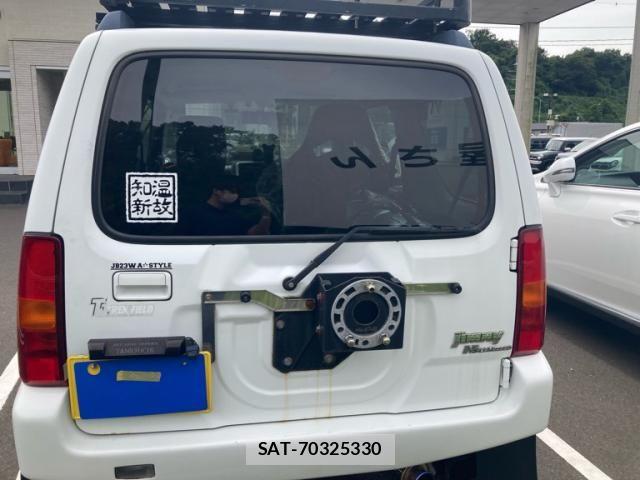 Suzuki JIMNY 2013-04 8659667-6
