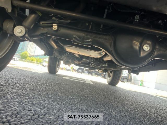Suzuki JIMNY 2023-11 8659644-11