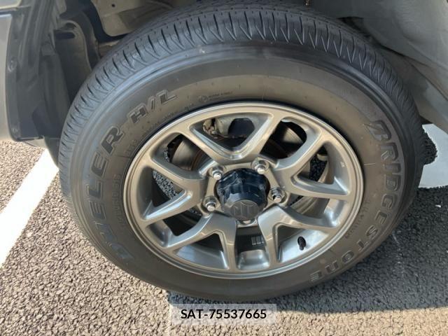 Suzuki JIMNY 2023-11 8659644-15