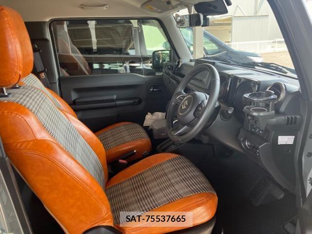 Suzuki JIMNY 2023-11 8659644-16