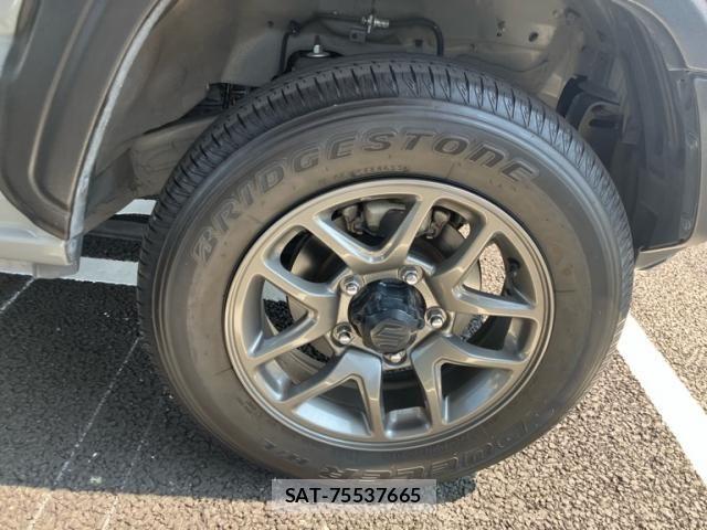 Suzuki JIMNY 2023-11 8659644-5
