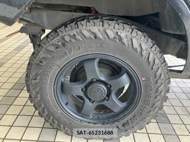 Suzuki JIMNY 2014-08 8659668-9