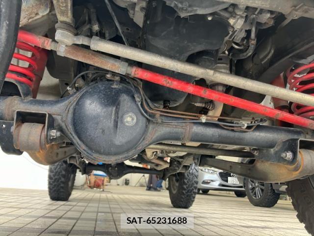 Suzuki JIMNY 2014-08 8659668-11