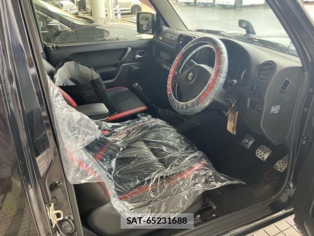 Suzuki JIMNY 2014-08 8659668-14
