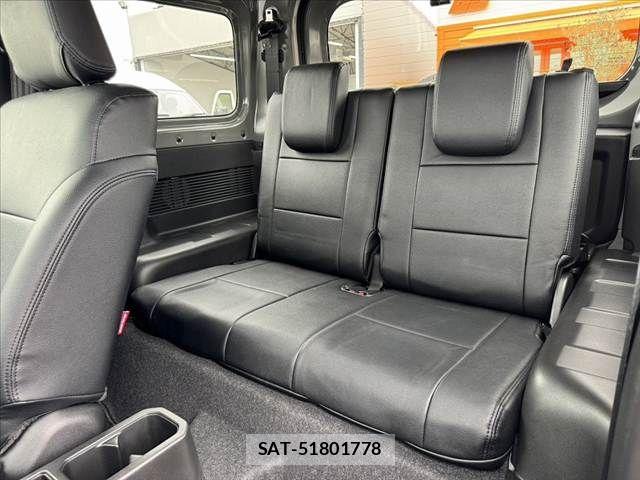 Suzuki JIMNY 2025-04 8666315-17