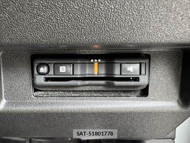 Suzuki JIMNY 2025-04 8666315-4