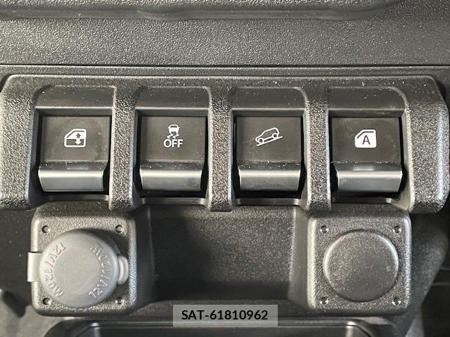 Suzuki JIMNY 2019-04 8659652-29