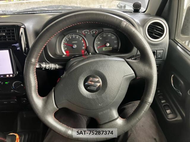 Suzuki JIMNY 2012-07 8666318-16