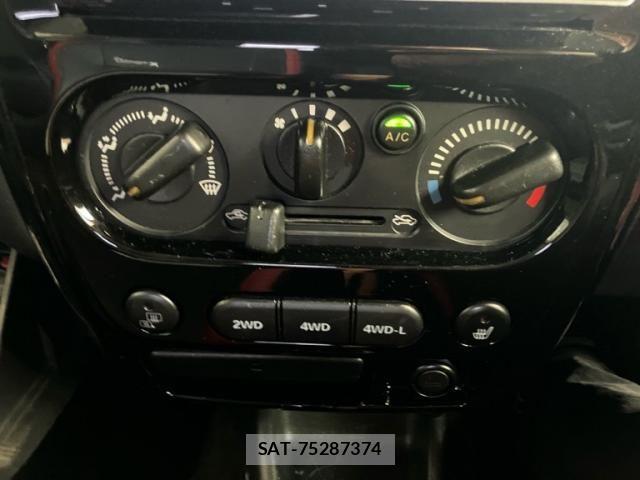 Suzuki JIMNY 2012-07 8666318-18