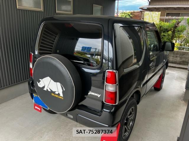 Suzuki JIMNY 2012-07 8666318-2