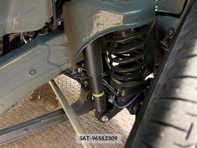 Suzuki JIMNY 2025-06 8659641-19