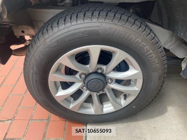 Suzuki JIMNY 2023-05 8659659-6