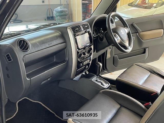 Suzuki JIMNY 2015-10 8659665-11