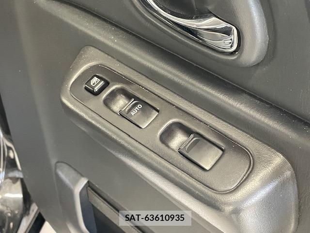 Suzuki JIMNY 2015-10 8659665-29