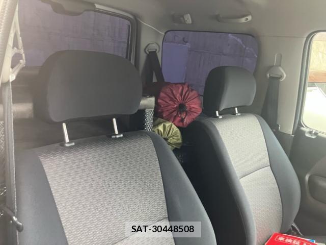 Suzuki JIMNY 2007-10 8659675-15