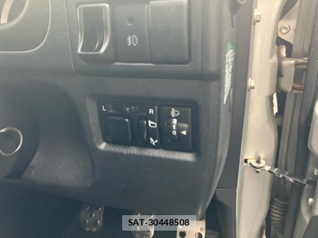 Suzuki JIMNY 2007-10 8659675-17