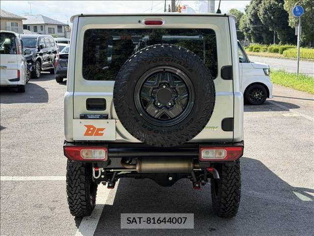 Suzuki JIMNY 2025-08 8659647-22