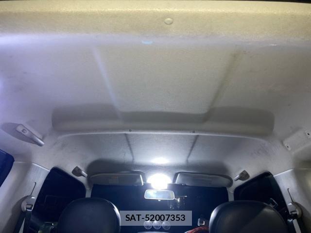 Suzuki JIMNY 2011-12 8666317-14