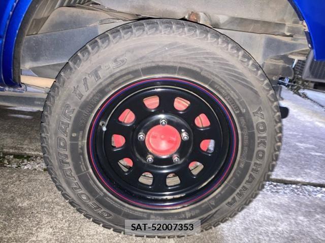 Suzuki JIMNY 2011-12 8666317-5