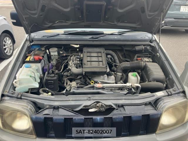 Suzuki JIMNY 2004-03 8659676-7