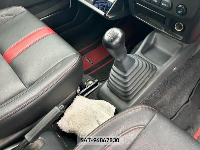 Suzuki JIMNY 2009-01 8659669-13