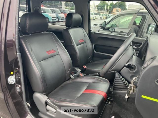 Suzuki JIMNY 2009-01 8659669-16