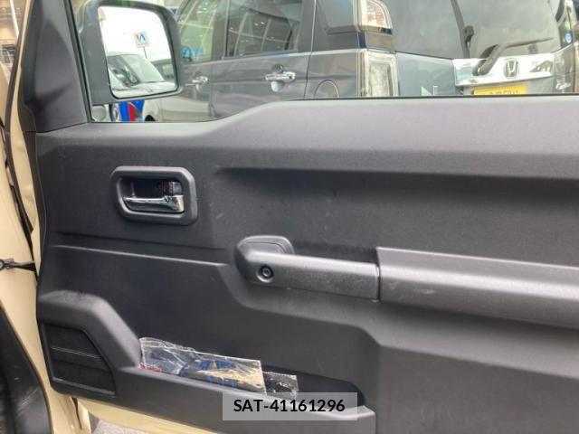 Suzuki JIMNY 2019-04 8685760-10