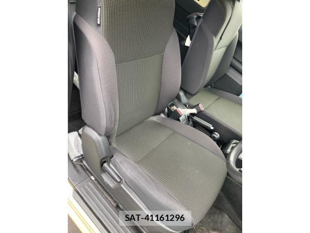 Suzuki JIMNY 2019-04 8685760-17