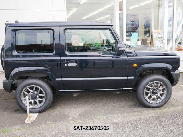 Suzuki JIMNY 2025-09 8742979-4