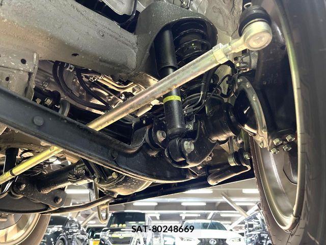 Suzuki JIMNY 2025-09 8742955-19