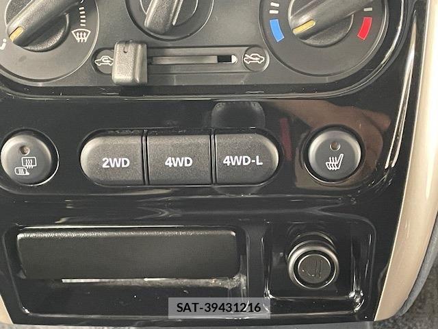 Suzuki JIMNY 2018-05 8742994-26