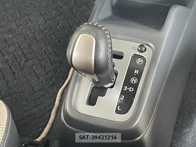 Suzuki JIMNY 2018-05 8742994-27
