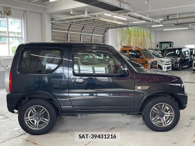 Suzuki JIMNY 2018-05 8742994-3