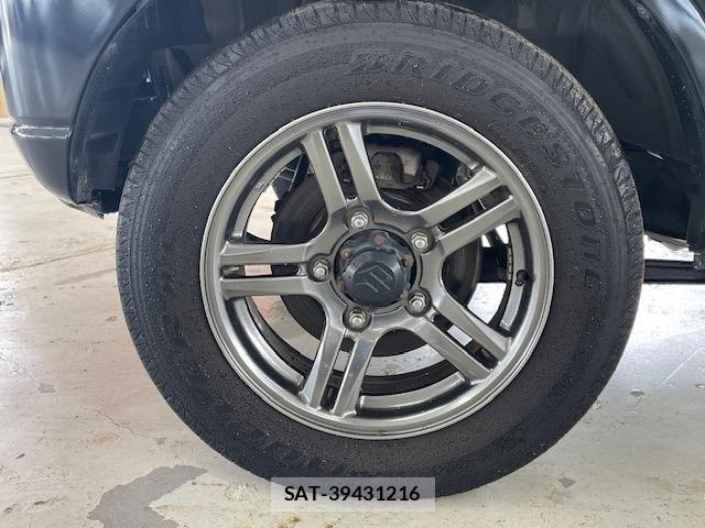 Suzuki JIMNY 2018-05 8742994-8