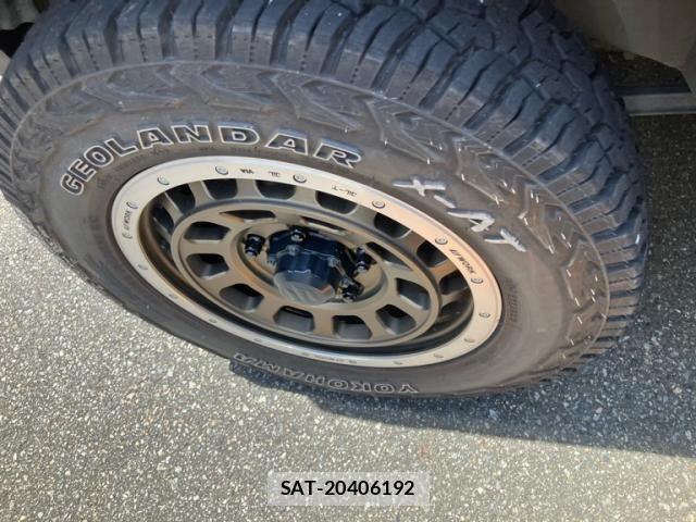 Suzuki JIMNY 2023-01 8742956-4
