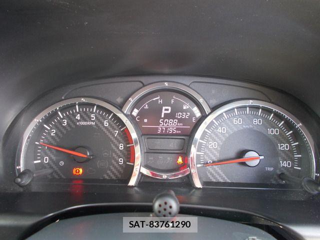 Suzuki JIMNY 2016-03 8742993-17